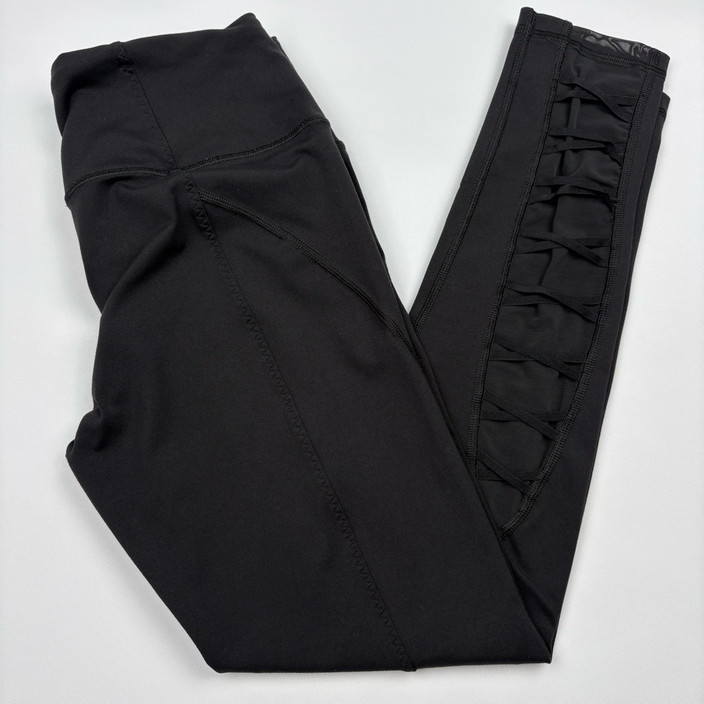 Victoria’s Secret Sport Black Mesh Cutout Leggings Criss Cross High Medium